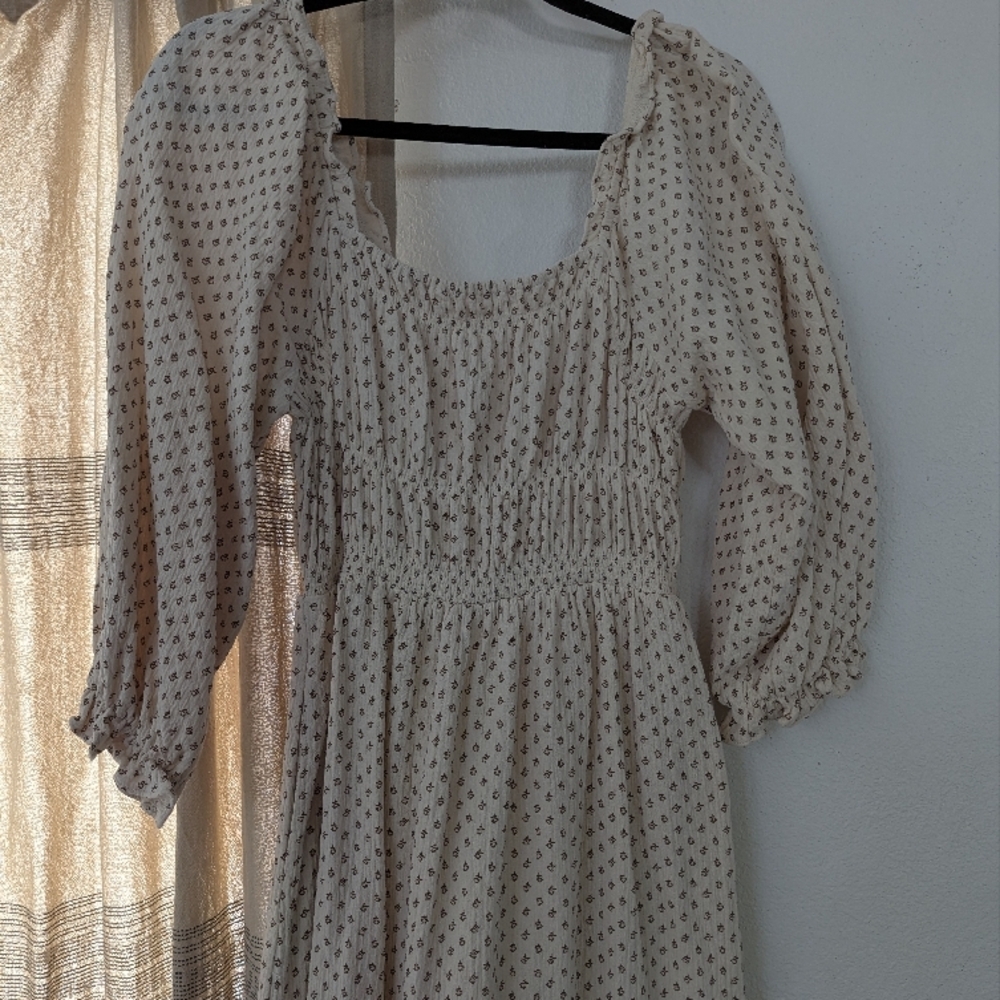 Neuflora Ivory Floral Midi Dress